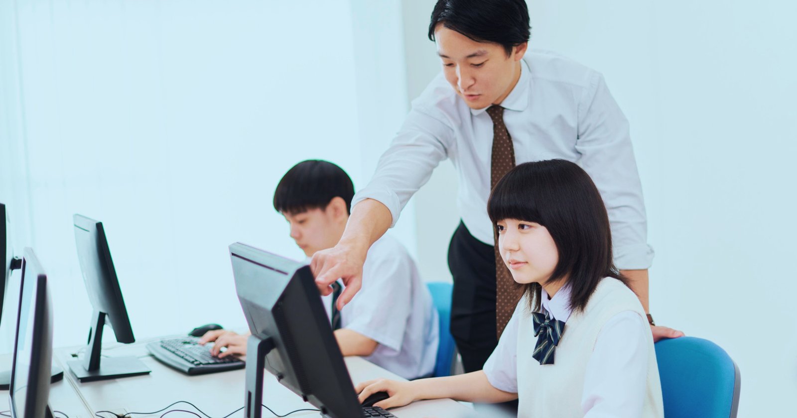 Digitalizing School Assessment: Not a Choice, but a Necessity for Modern Education